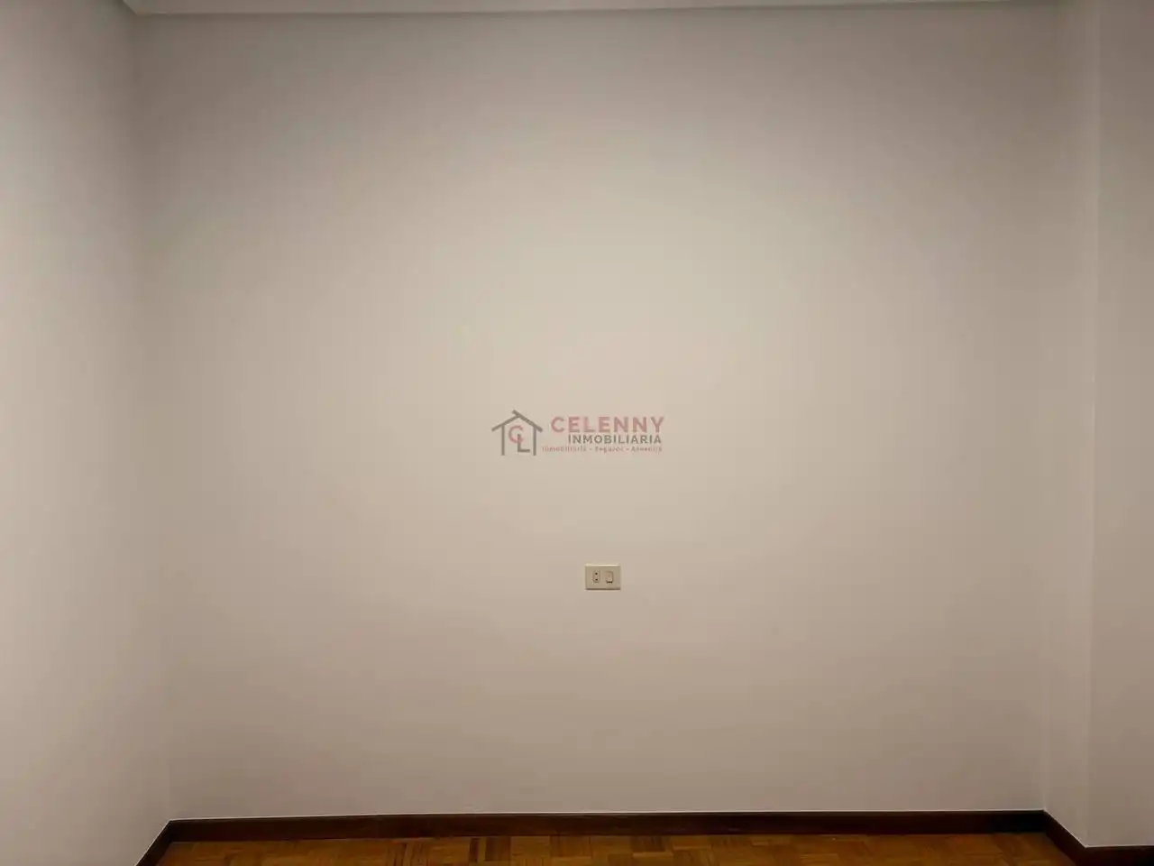 Piso de 90 m² en Ourense