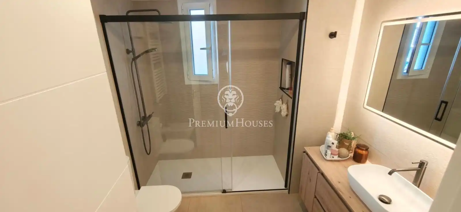 Wohnung 86 m² in Barcelona