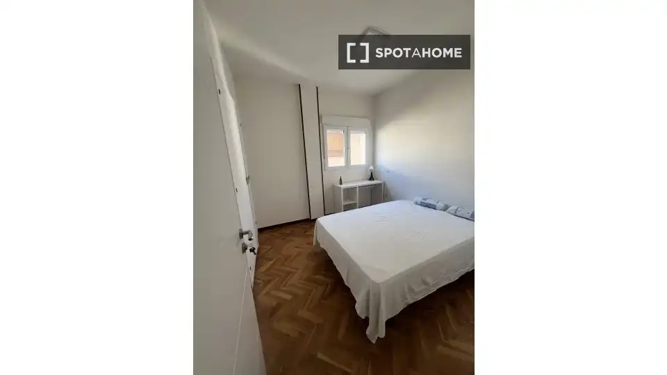 Habitación 81 m², Zaragoza