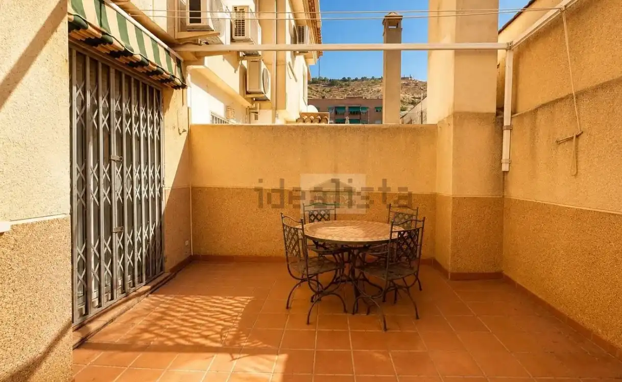 Casa de 200 m² en Granada