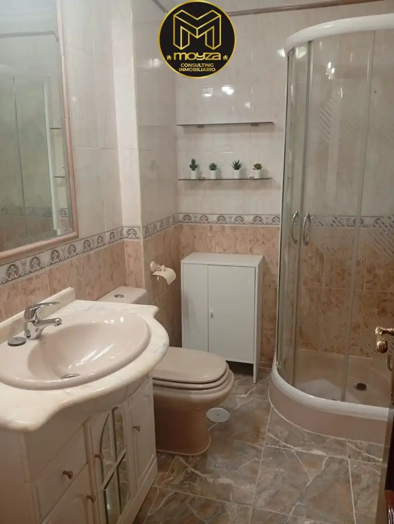 Piso de 100 m² en Jaén