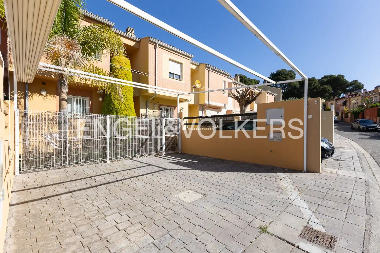 Casa de 150 m² en Nàquera / Náquera