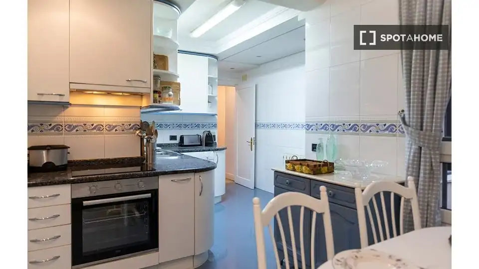 Habitación 196 m², Bilbao