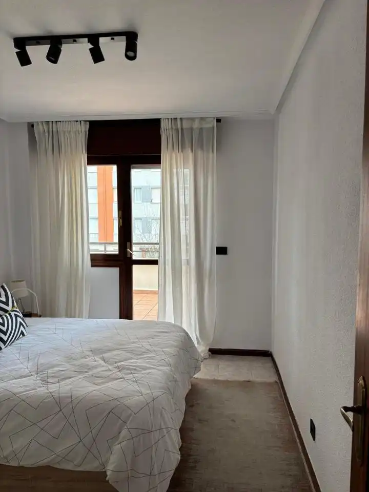 Piso de 100 m² en Laredo