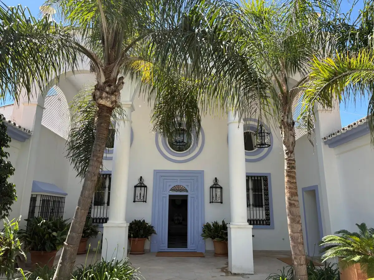 Pis de 984 m² a Estepona