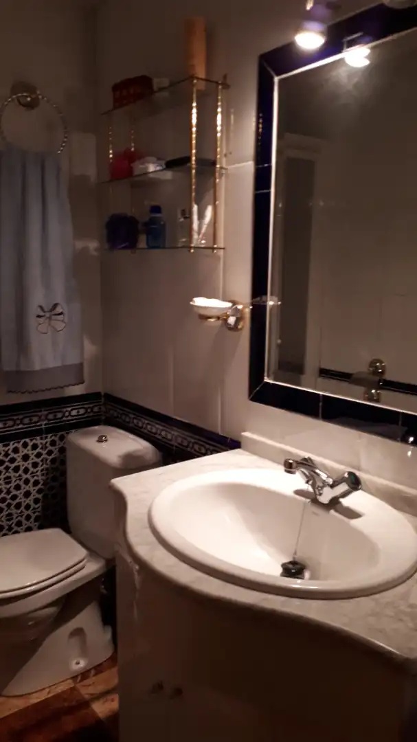 Habitación 105 m², Granada