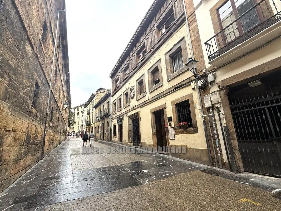 Pis de 86 m² a Oviedo