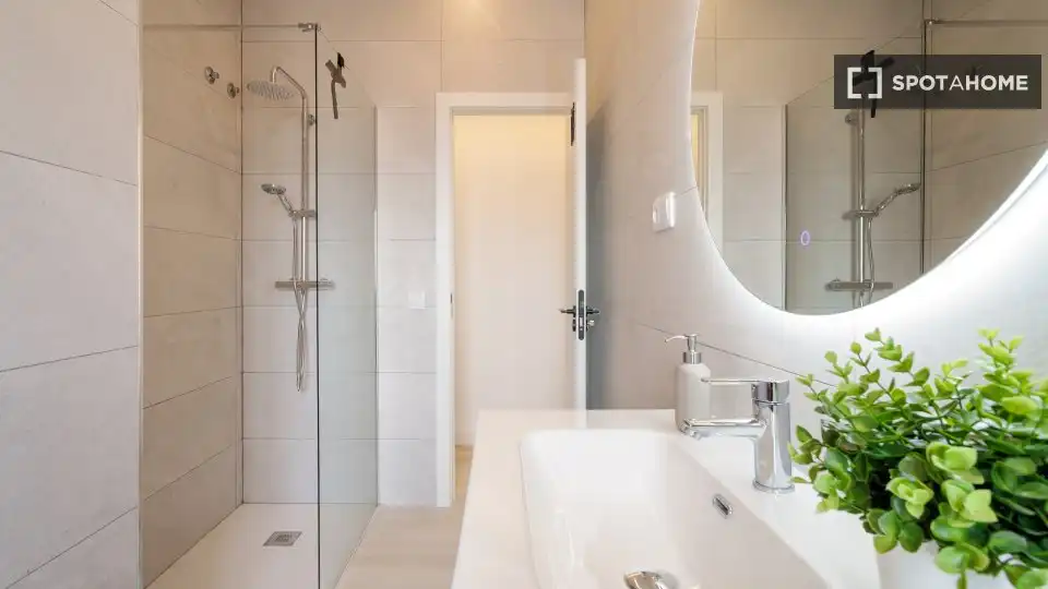 Habitación 104 m², Alicante