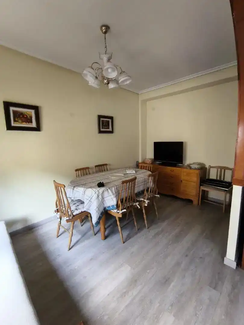 Casa de 370 m² en Fuentes de Ebro