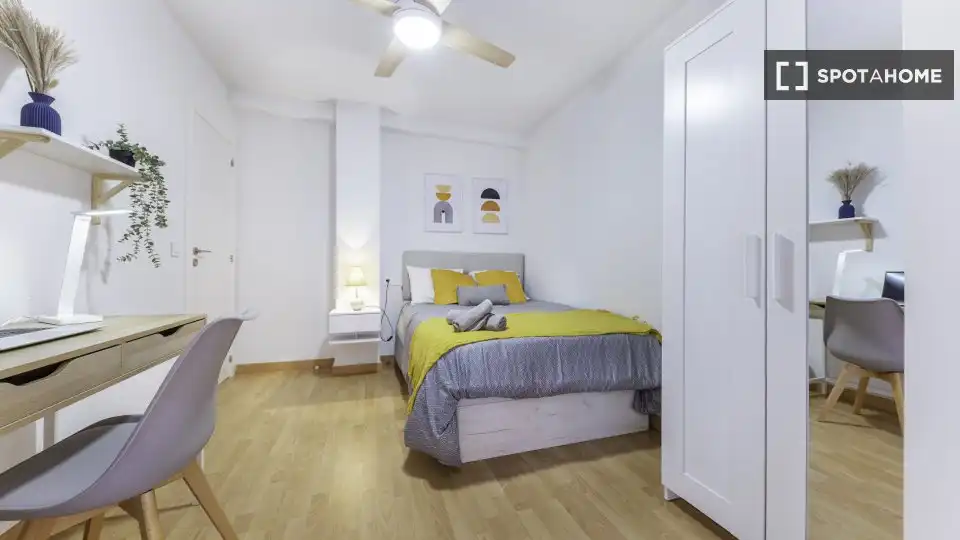 Habitación 118 m², Alicante