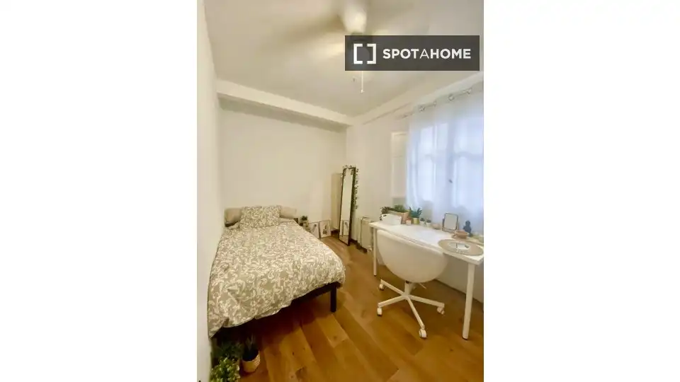 Habitación 98 m², Murcia