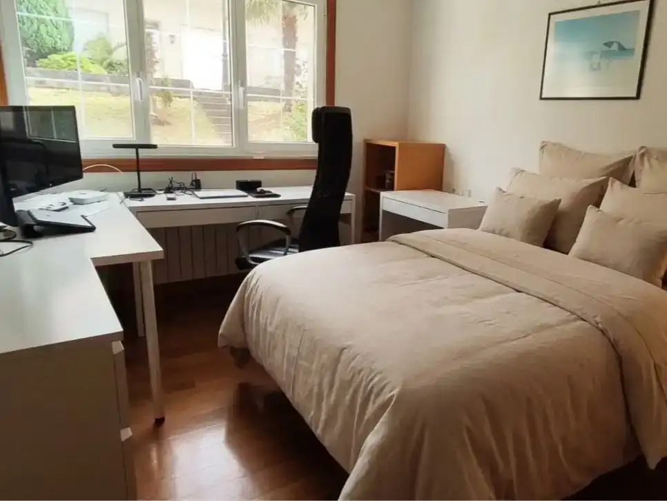 Habitación 400 m², La Coruña