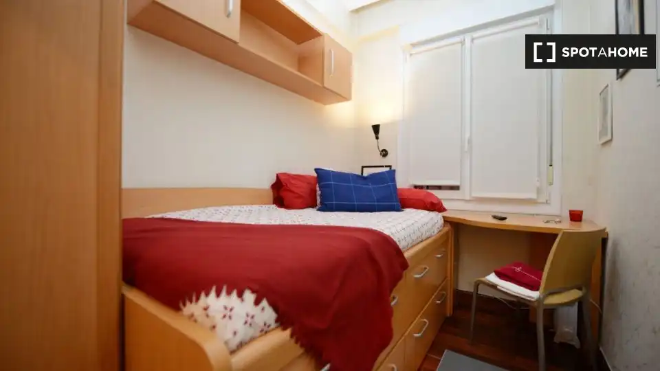Habitación 104 m², Bilbao