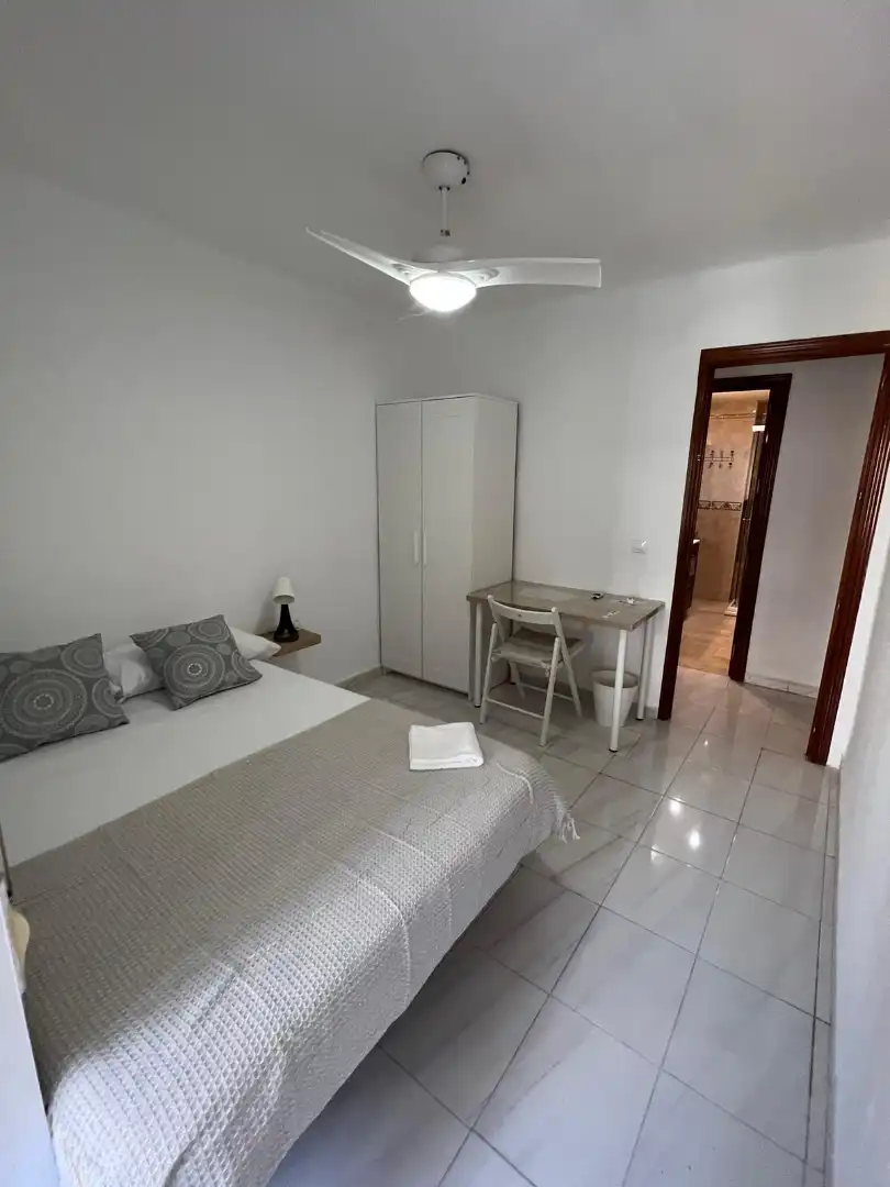 Habitación 100 m², Málaga