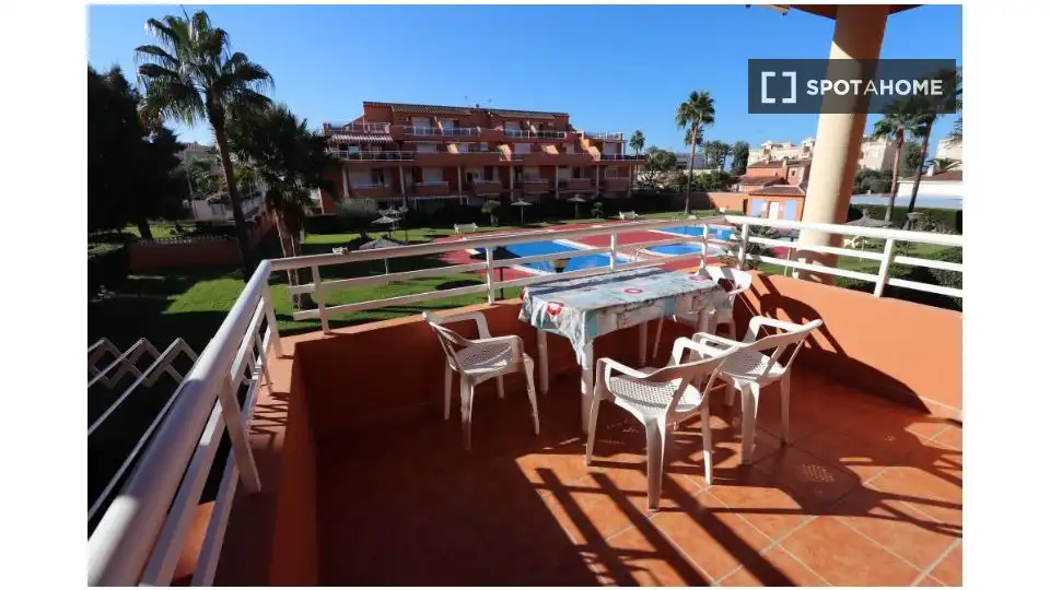 Habitación 107 m², Dénia