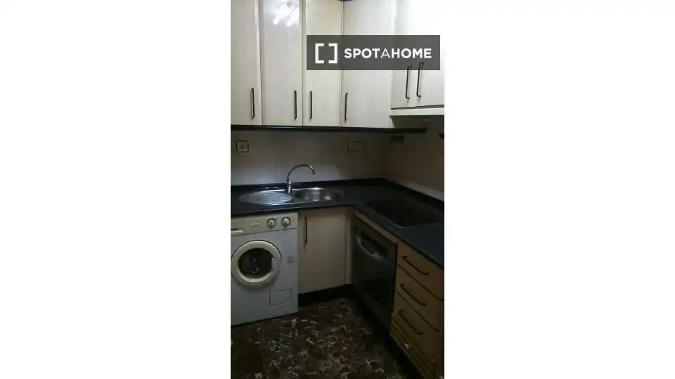Habitación 102 m², Jaén