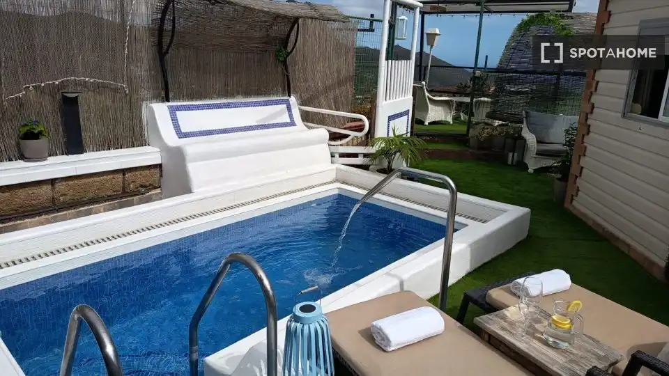 Habitación 546 m², Arona