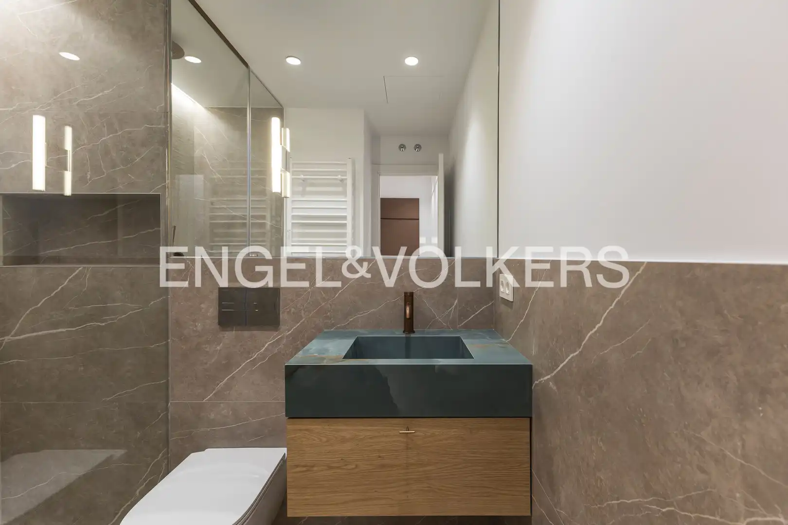 Wohnung 99 m² in Madrid