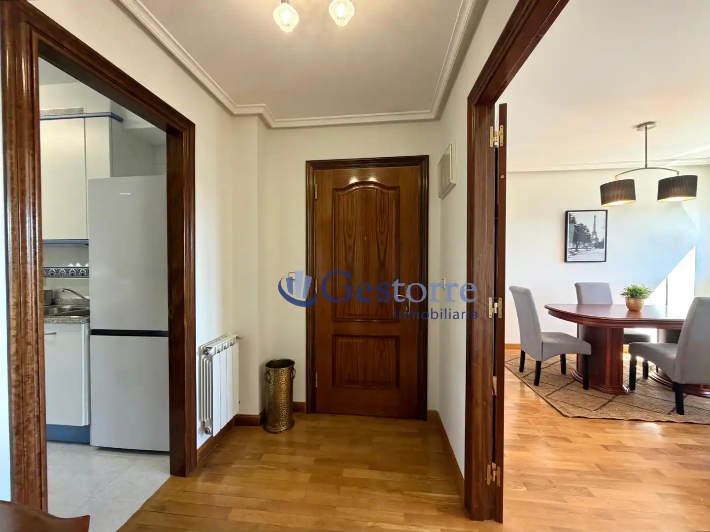 Pis de 77 m² a Oviedo