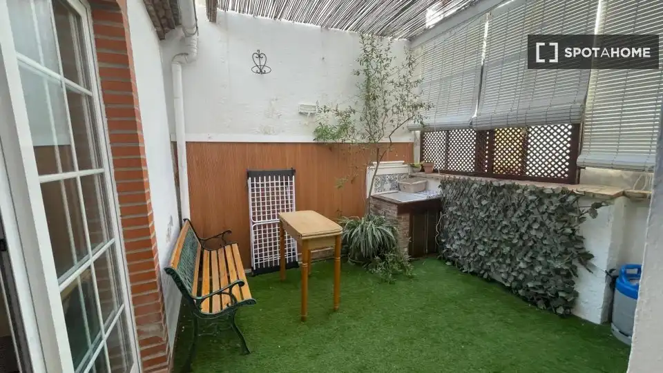 Habitación 109 m², Granada