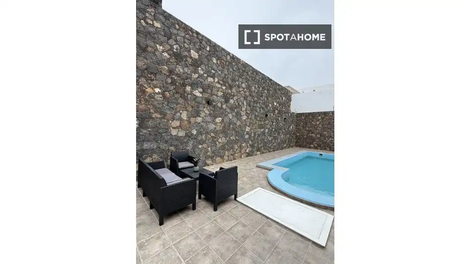 Habitación 288 m², Tinajo