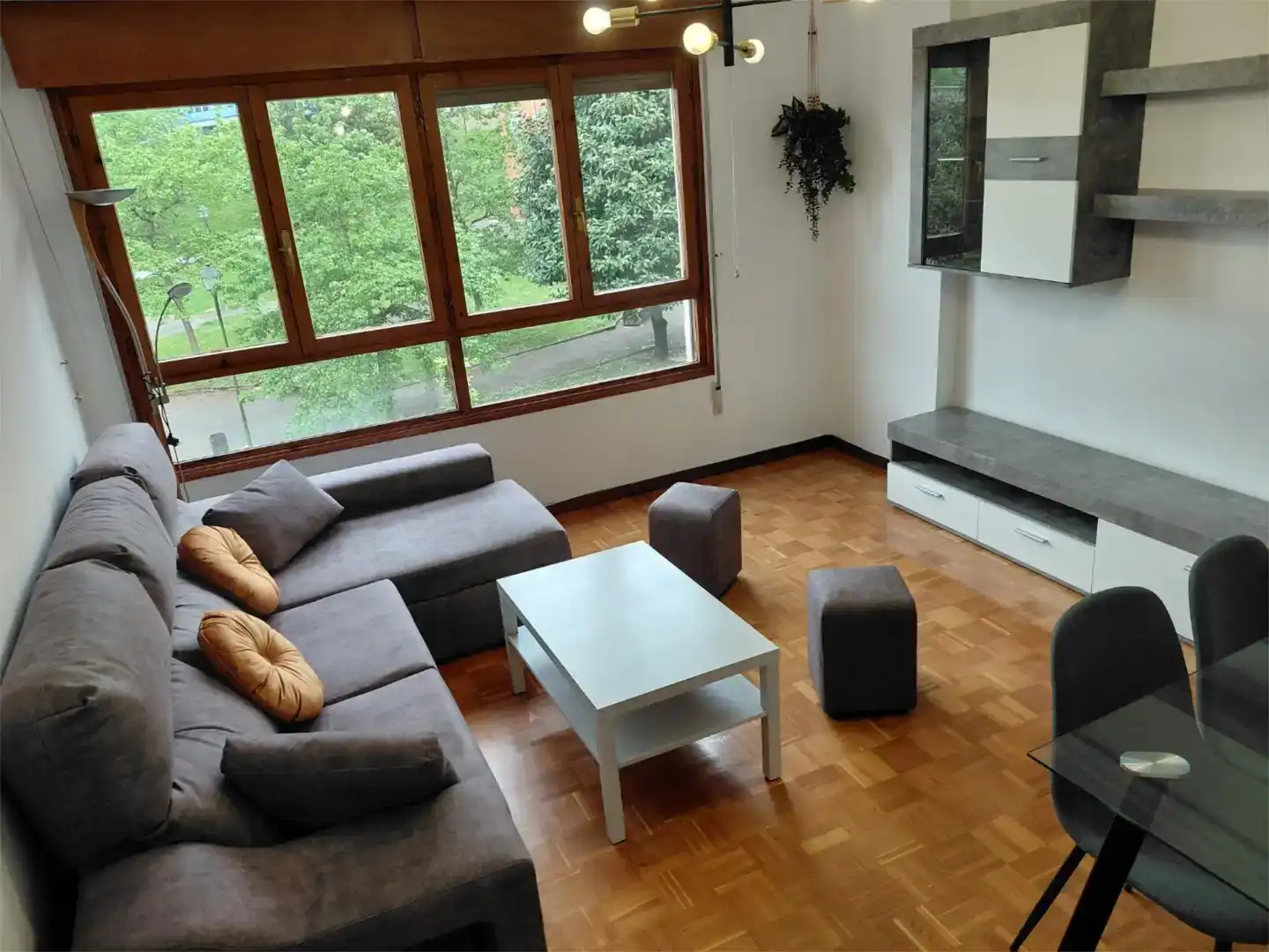 Piso de 68 m² en Oviedo