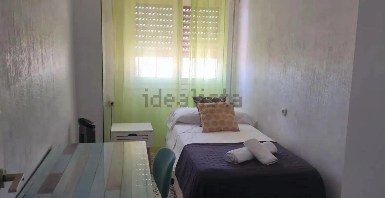 Piso de 90 m² en Almería