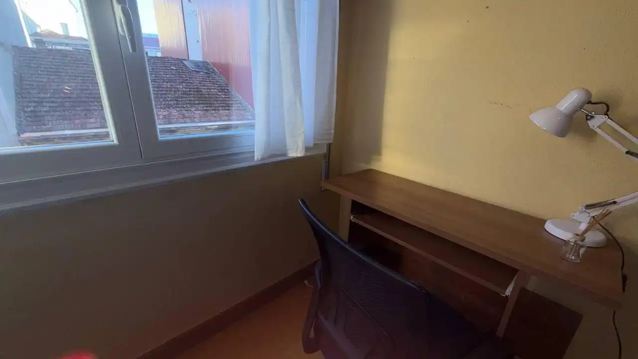 Piso de 95 m² en Ourense