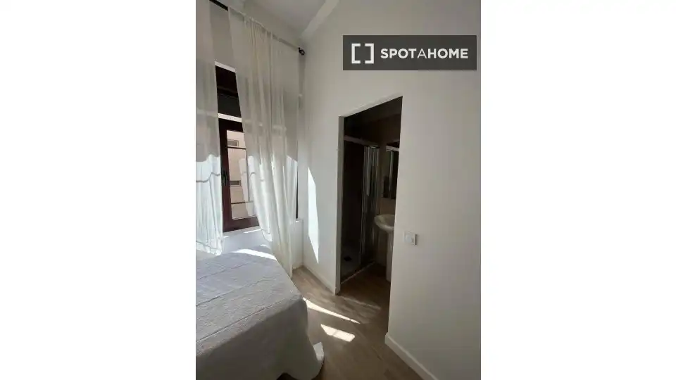 Habitación 115 m², Almería
