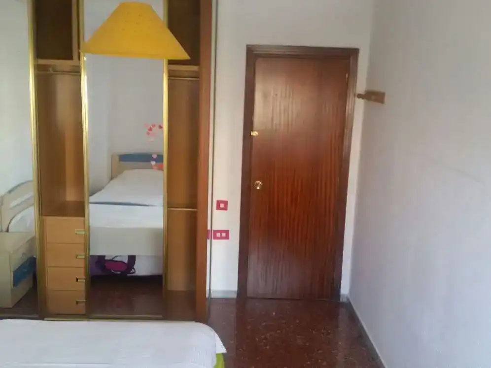 Piso de 90 m² en Almería