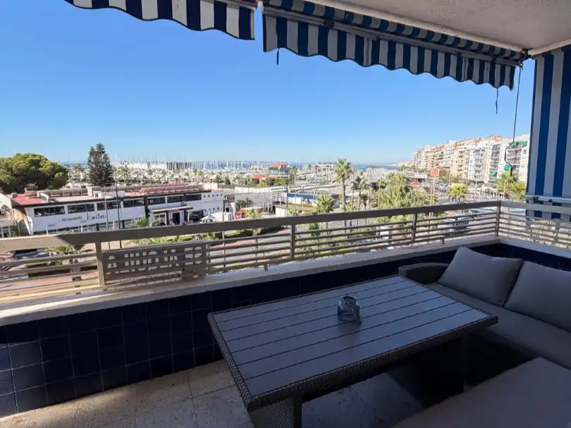 Piso de 130 m² en Santa Pola