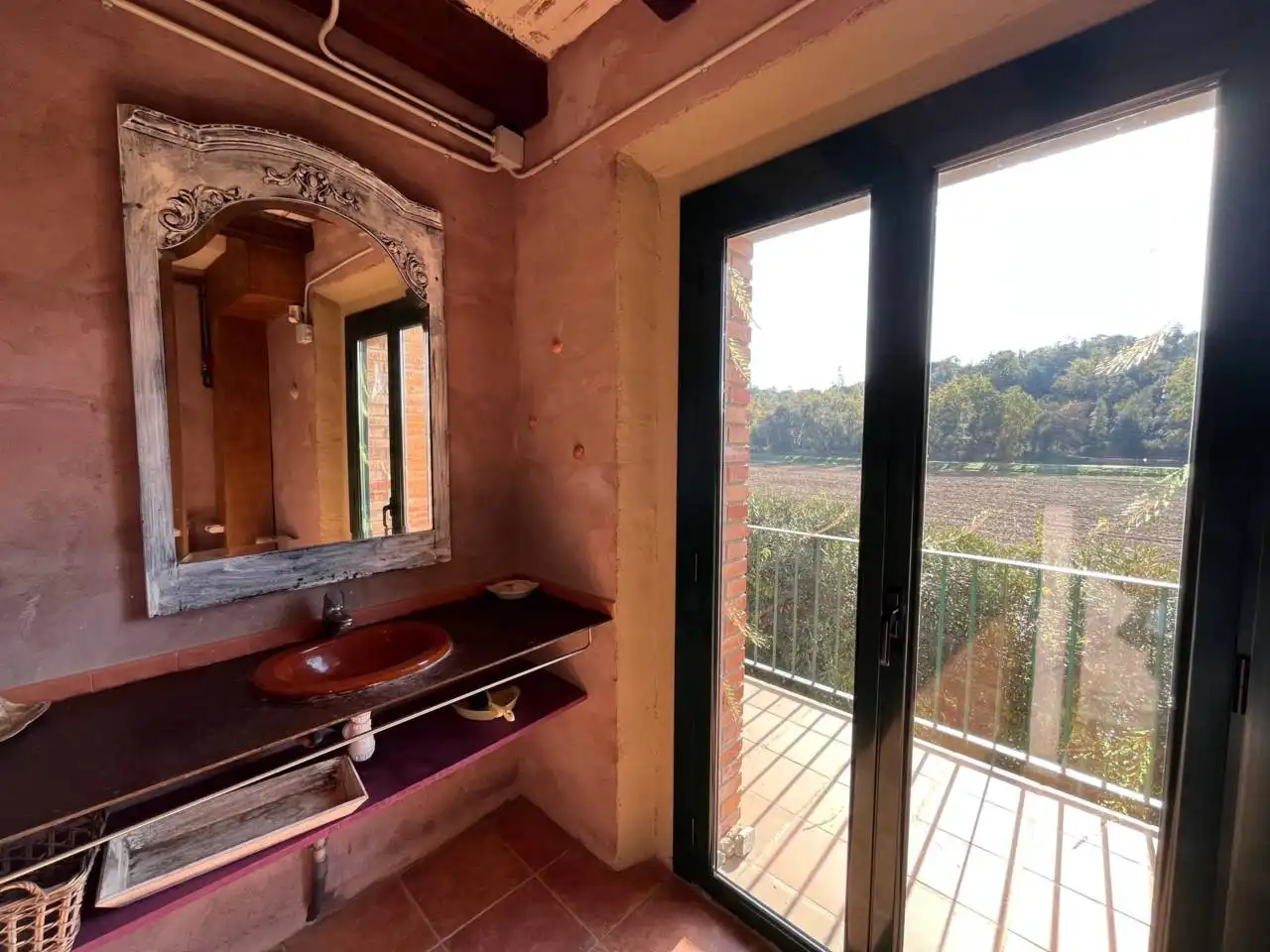 Casa de 950 m² en Aiguaviva