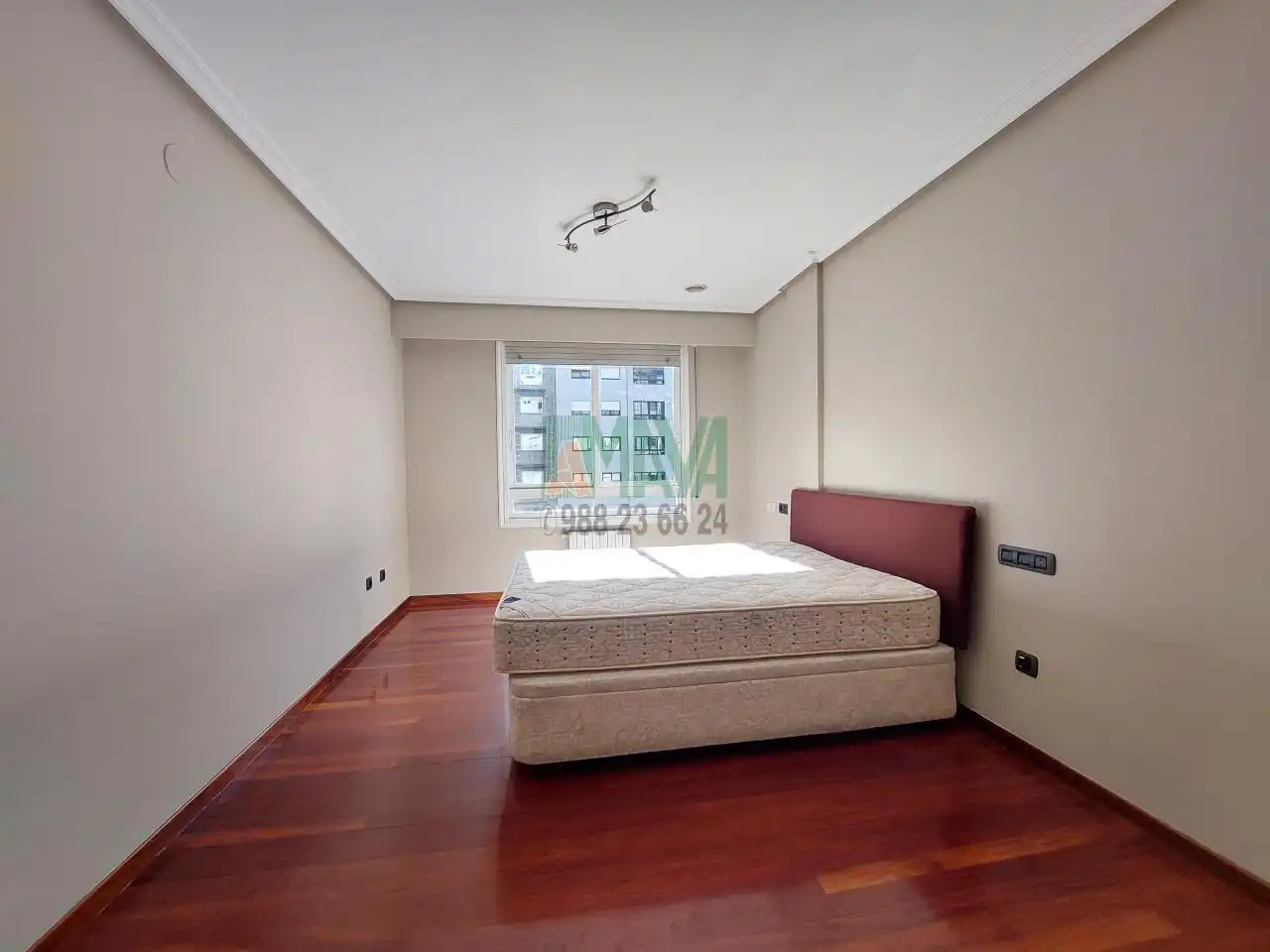 Pis de 98 m² a Ourense