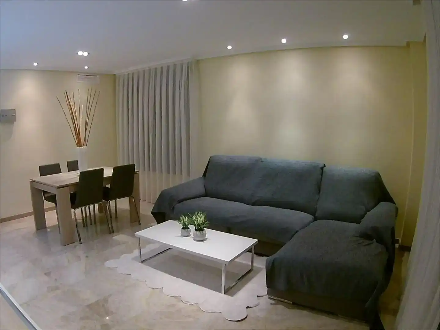 Piso de 100 m² en Almería