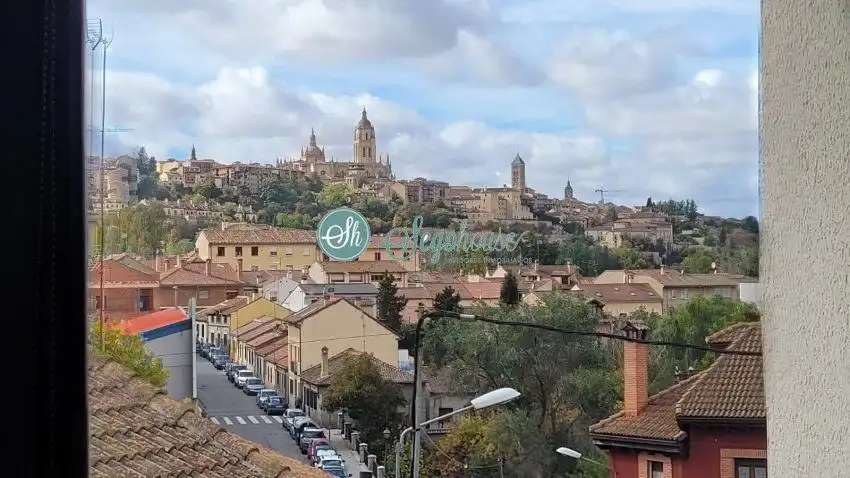 Piso de 200 m² en Segovia