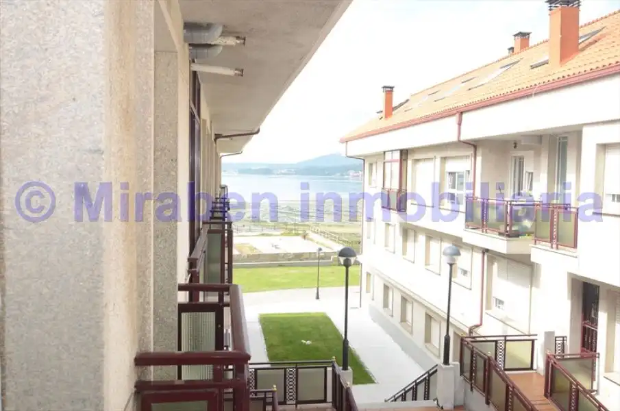 Piso de 95 m² en Boiro