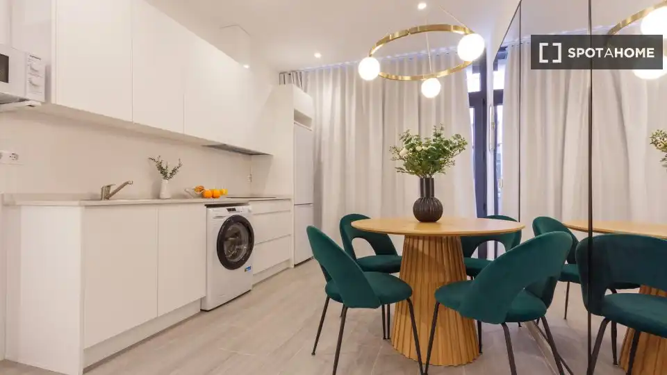 Habitación 46 m², Sevilla