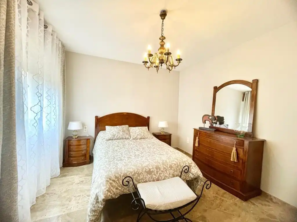 Piso de 87 m² en Granada