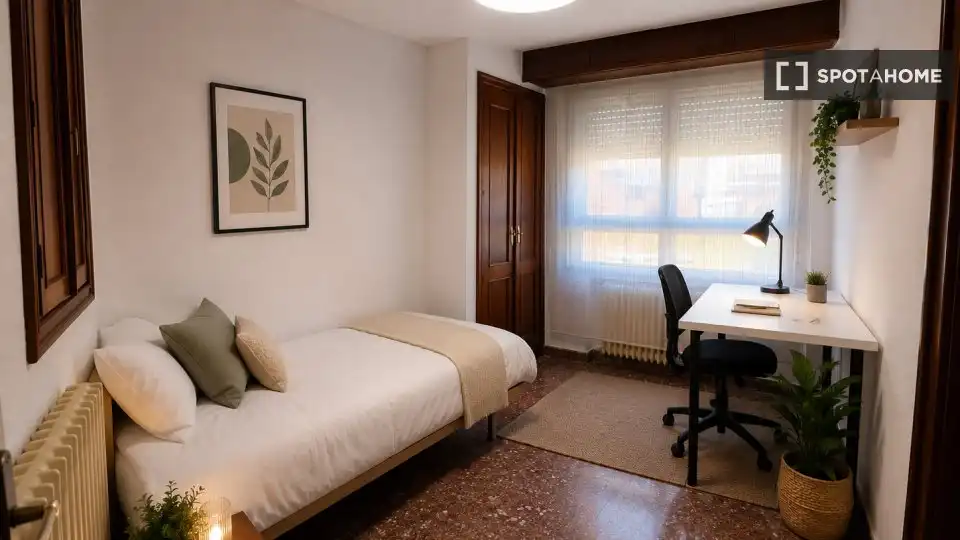 Habitación 2300 m², Valladolid