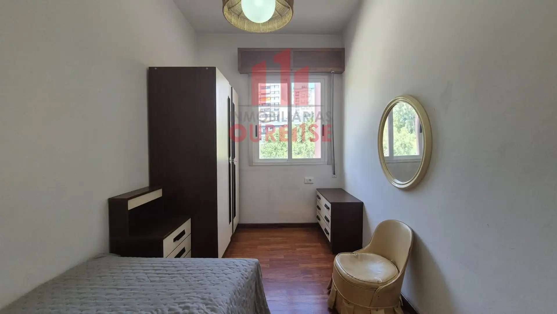 Piso de 87 m² en Ourense