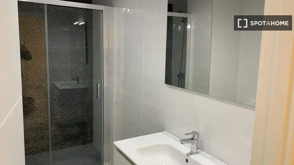 Habitación 86 m², Almería