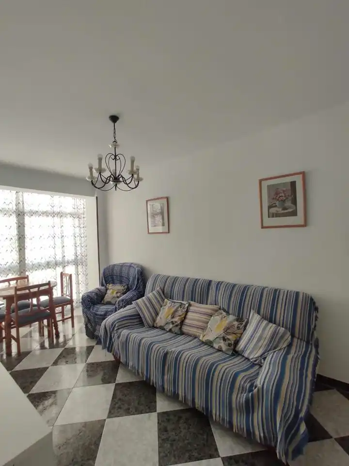 Piso de 75 m² en Sevilla
