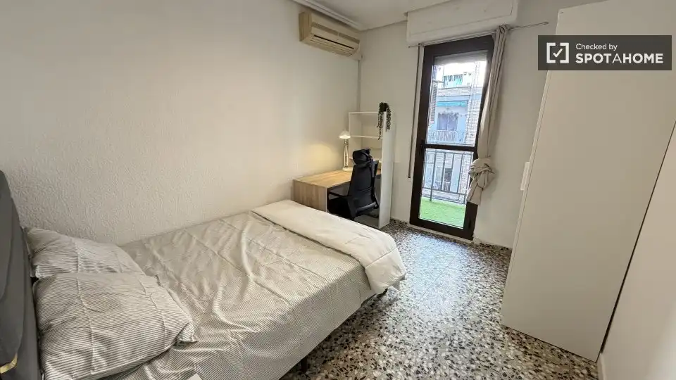Habitación 100 m², Valencia