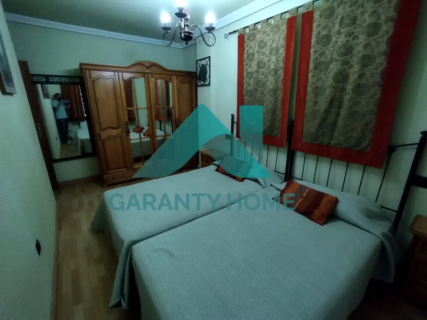 Habitación 108 m², Cáceres
