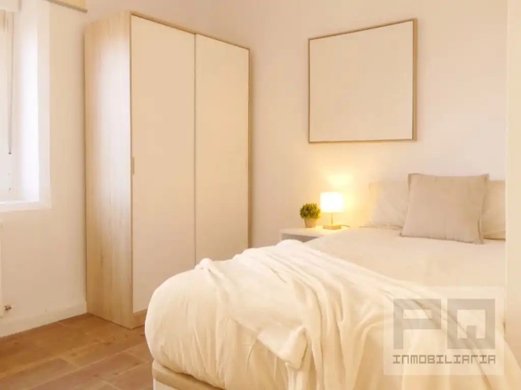 Habitación 100 m², Ávila