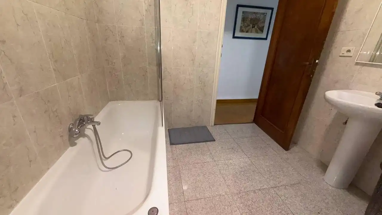 Piso de 95 m² en Ourense