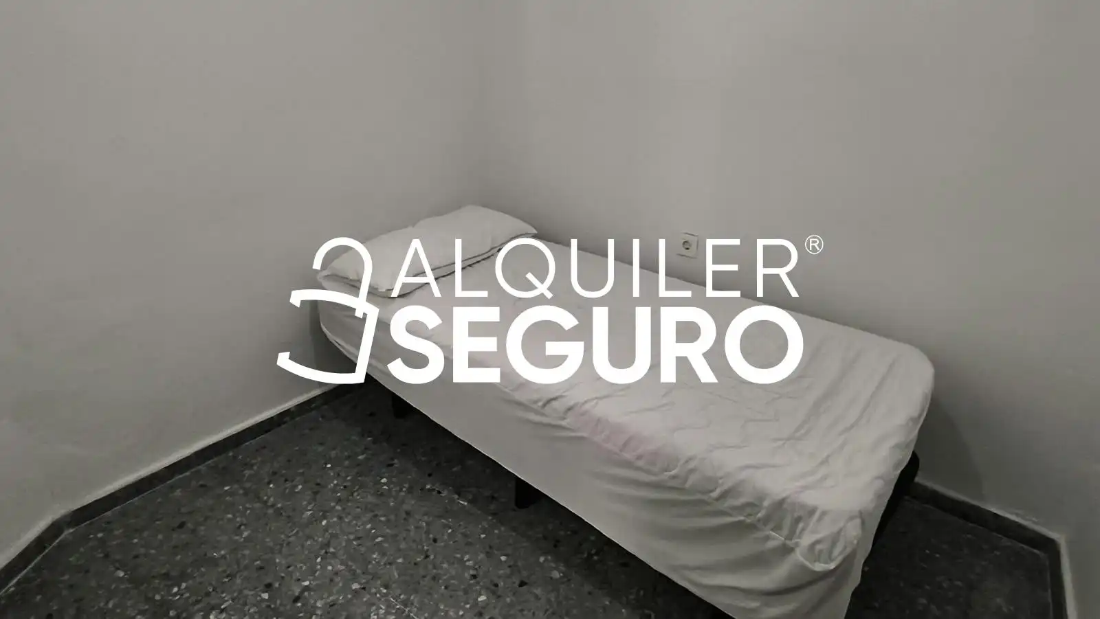 Piso de 60 m² en Sevilla