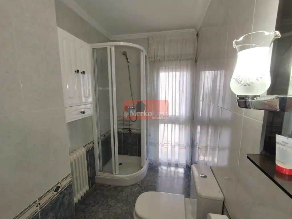 Piso de 78 m² en Lugo