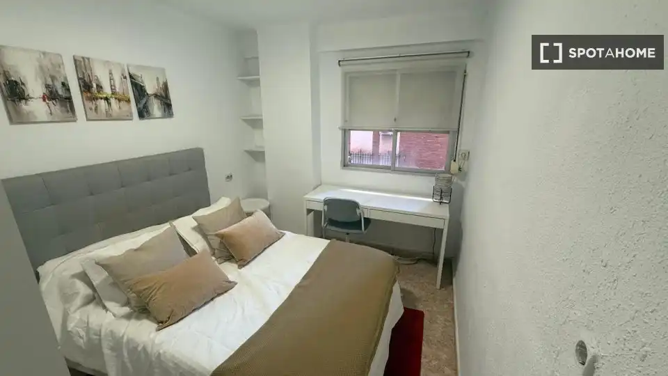 Habitación 90 m², Málaga