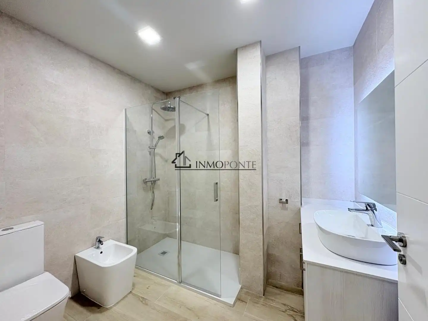 Pis de 110 m² a Pontevedra